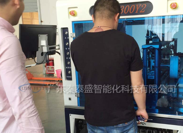 高精度自動貼背膠機(jī)的貼標(biāo)精度變低怎么調(diào)試