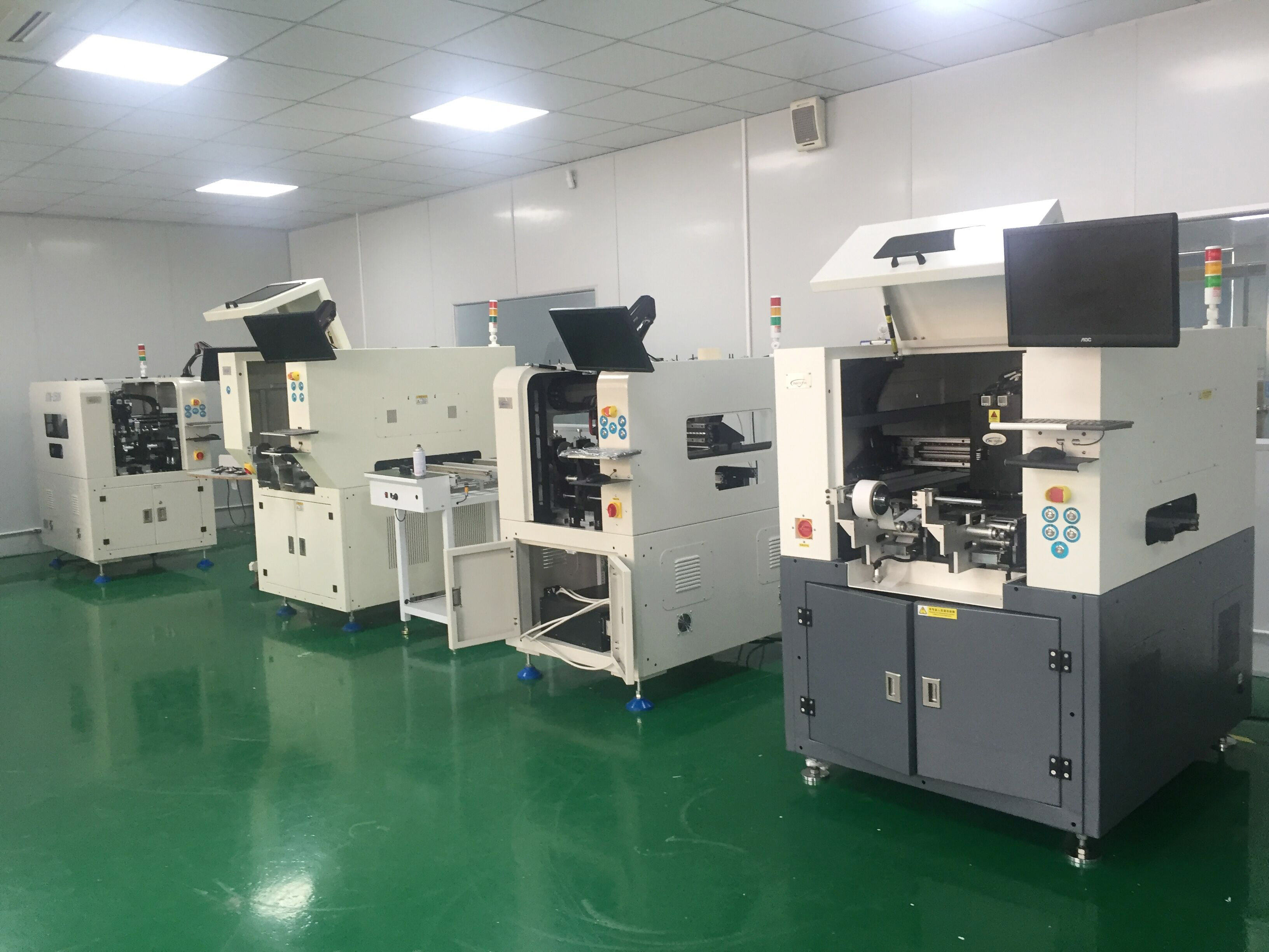 圓柱電池自動貼輔料機(jī)及設(shè)備細(xì)節(jié)展示